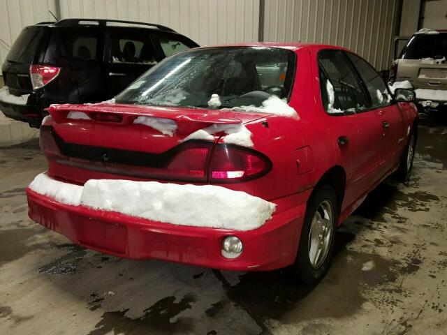 3G2JB52FX4S127886 - 2004 PONTIAC SUNFIRE SL RED photo 4