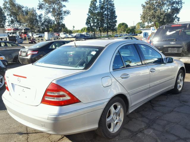 WDBRF61J12F200626 - 2002 MERCEDES-BENZ C 240 SILVER photo 4