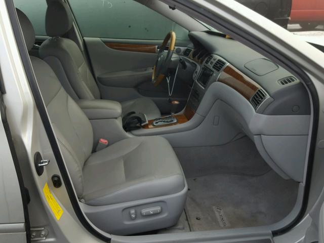 JTHBA30G055072345 - 2005 LEXUS ES 330 BEIGE photo 5