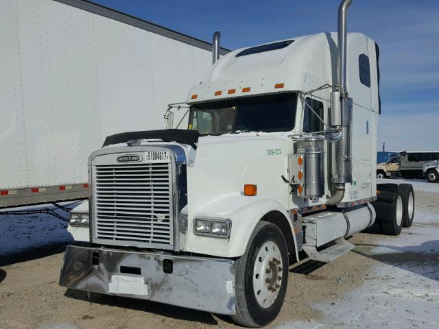 1FUJAPCGX3LK36976 - 2003 FREIGHTLINER CONVENTION WHITE photo 2