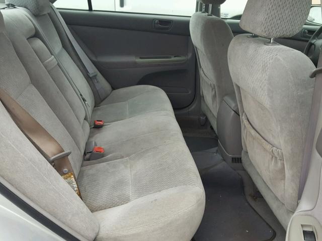4T1BE32K24U876637 - 2004 TOYOTA CAMRY LE ვერცხლისფერი ფოტო 6