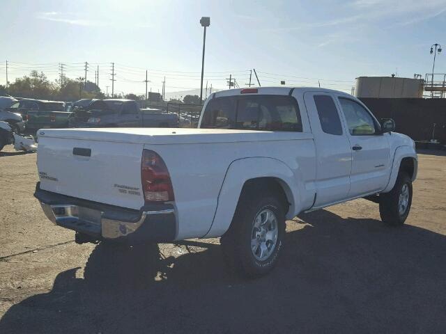 5TETU62NX6Z290379 - 2006 TOYOTA TACOMA PRE WHITE photo 4