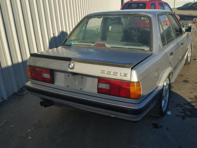 WBAAE9315LED64422 - 1990 BMW 325 IX SILVER photo 4
