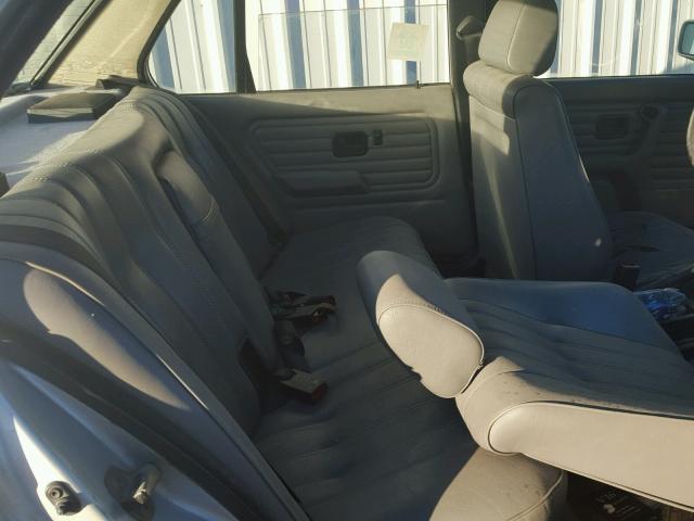 WBAAE9315LED64422 - 1990 BMW 325 IX SILVER photo 6