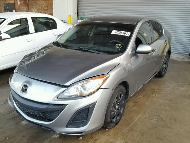 JM1BL1SF6A1287976 - 2010 MAZDA 3 I GRAY photo 2