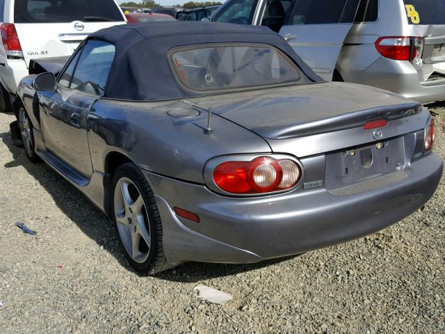 JM1NB353130308738 - 2003 MAZDA MX-5 MIATA GRAY photo 3