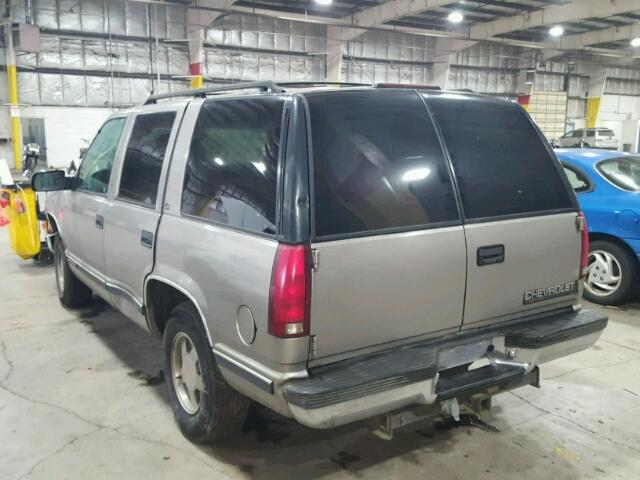 1GNEC13R7XJ365400 - 1999 CHEVROLET TAHOE C150 GOLD photo 3