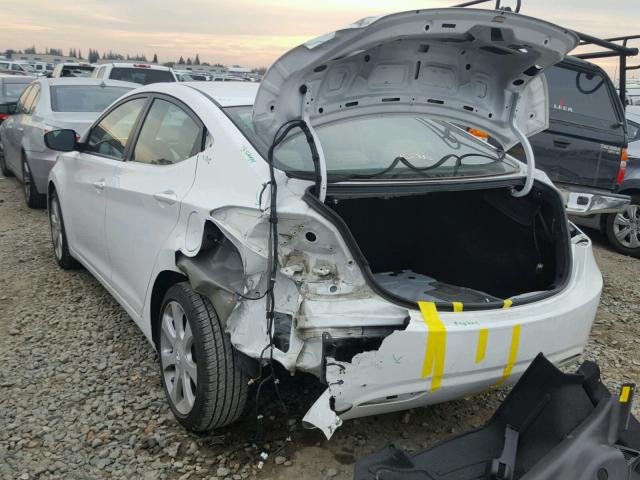 5NPDH4AE4CH118314 - 2012 HYUNDAI ELANTRA GL WHITE photo 3