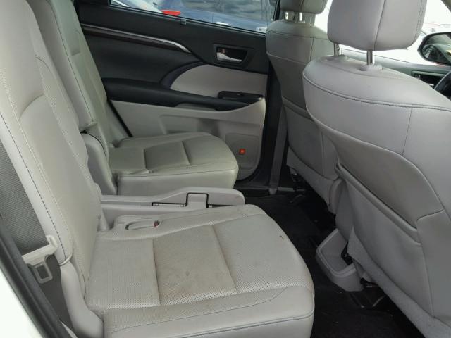 5TDDCRFH9FS007366 - 2015 TOYOTA HIGHLANDER WHITE photo 6