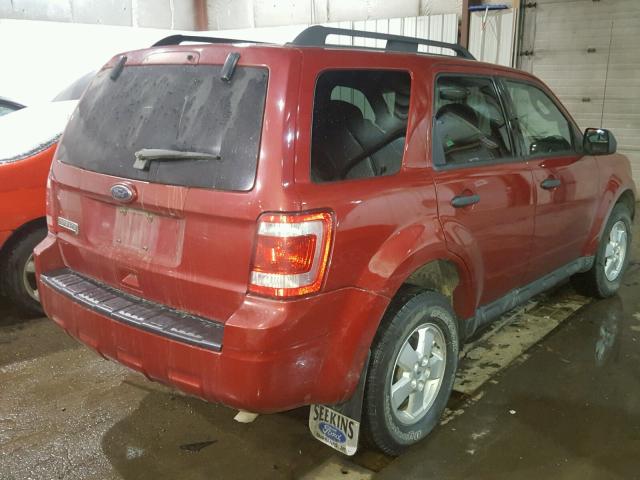 1FMCU9D73AKD01697 - 2010 FORD ESCAPE XLT RED photo 4