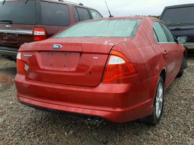 3FAHP0HA0CR357507 - 2012 FORD FUSION SE RED photo 4