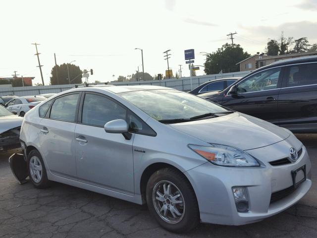 JTDKN3DU8B1476339 - 2011 TOYOTA PRIUS SILVER photo 1