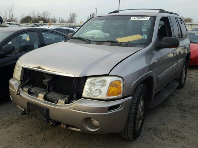 1GKDT13S922334986 - 2002 GMC ENVOY TAN photo 2