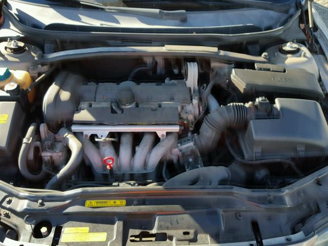 YV1SW61R712076905 - 2001 VOLVO V70 TAN photo 7