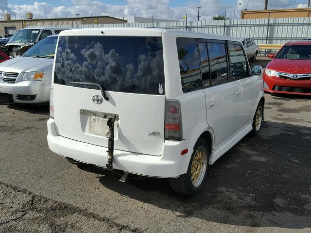 JTLKT324350183617 - 2005 TOYOTA SCION XB WHITE photo 4