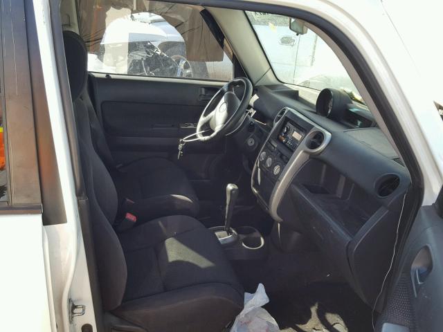 JTLKT324350183617 - 2005 TOYOTA SCION XB 白色 照片 5