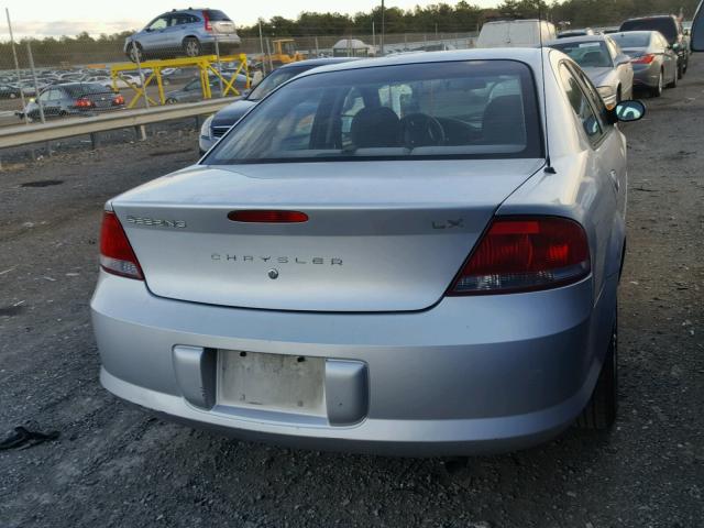 1C3EL46X92N216500 - 2002 CHRYSLER SEBRING LX SILVER photo 4