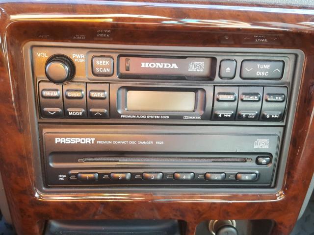 4S6CM58W0X4420502 - 1999 HONDA PASSPORT E 银色 照片 9