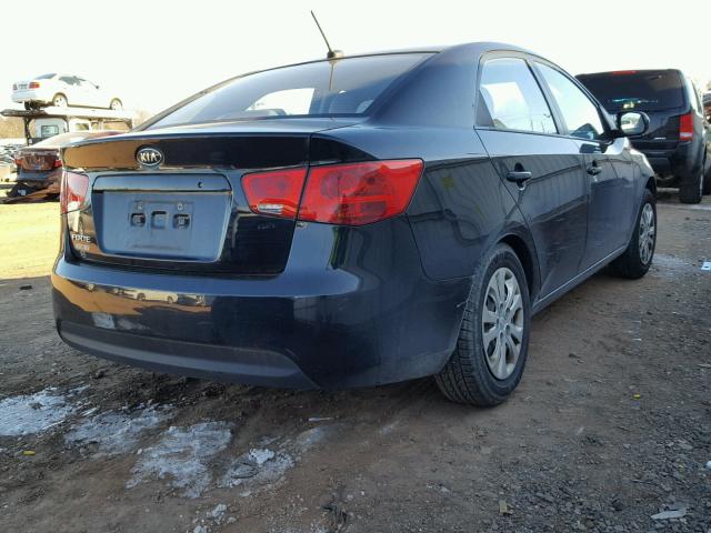 KNAFT4A28A5092453 - 2010 KIA FORTE LX BLACK photo 4