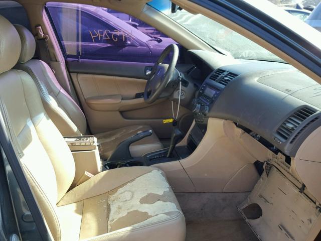 JHMCM56324C021225 - 2004 HONDA ACCORD LX GRAY photo 5