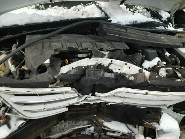 2T1BU4EE6DC981603 - 2013 TOYOTA COROLLA BA WHITE photo 7