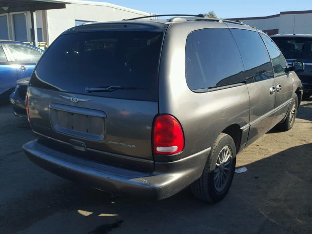 1C4GP64L8XB569842 - 1999 CHRYSLER TOWN & COU GRAY photo 4