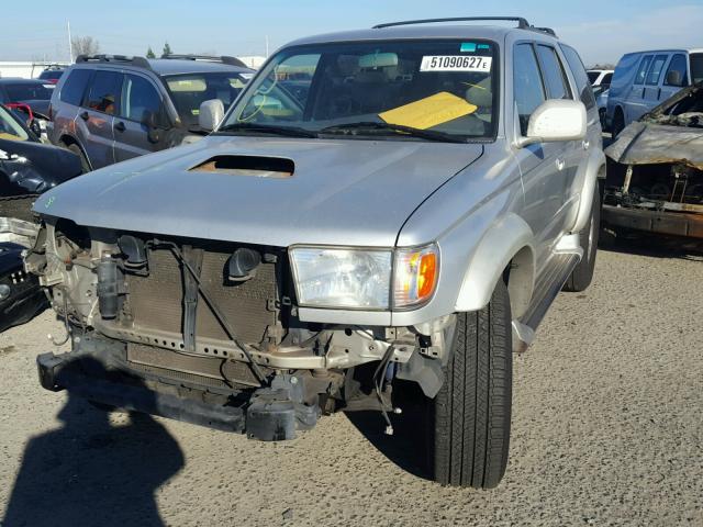 JT3GN86R210205085 - 2001 TOYOTA 4RUNNER SR SILVER photo 2