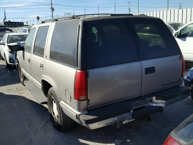 1GNEC13R4XJ364446 - 1999 CHEVROLET TAHOE C150 GOLD photo 3