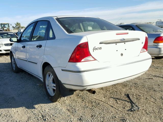 1FAFP34P11W319846 - 2001 FORD FOCUS SE WHITE photo 3