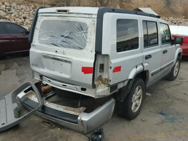 1J8HG48N66C191154 - 2006 JEEP COMMANDER SILVER photo 4