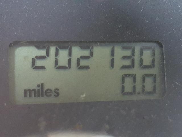 3VWCD21C9YM437488 - 2000 VOLKSWAGEN NEW BEETLE 黄色 照片 8