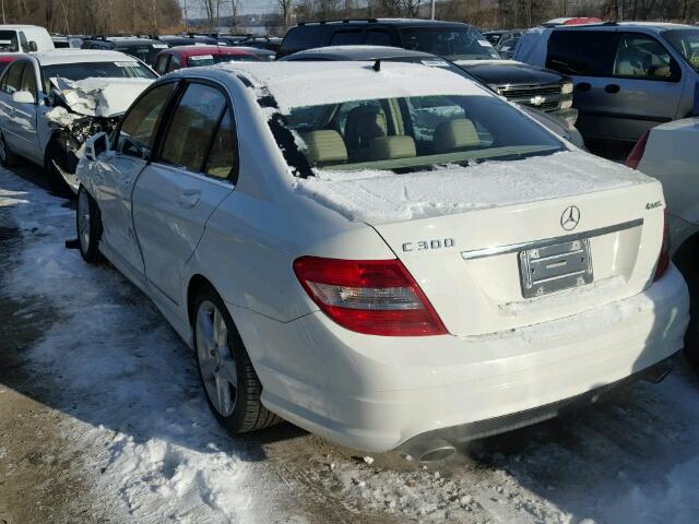 WDDGF8BB4BR160378 - 2011 MERCEDES-BENZ C 300 4MAT WHITE photo 3