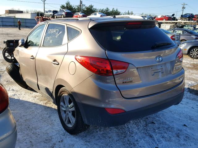 KM8JUCAC6DU707892 - 2013 HYUNDAI TUCSON GLS SILVER photo 3