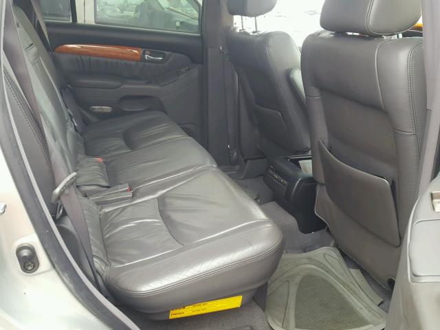 JTJBT20X350082853 - 2005 LEXUS GX 470 GRAY photo 6