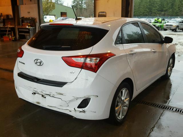 KMHD35LH6FU235877 - 2015 HYUNDAI ELANTRA GT WHITE photo 4