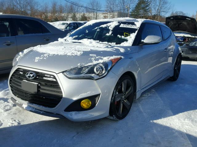 KMHTC6AE2EU199291 - 2014 HYUNDAI VELOSTER T SILVER photo 2