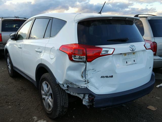 JTMZFREV5FJ028118 - 2015 TOYOTA RAV4 LE WHITE photo 3