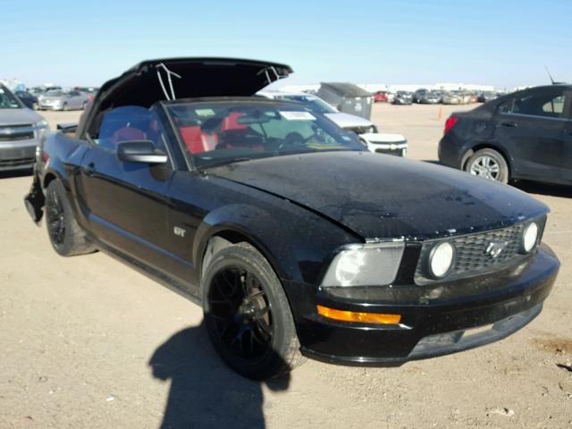 1ZVHT85H155243007 - 2005 FORD MUSTANG GT BLACK photo 1