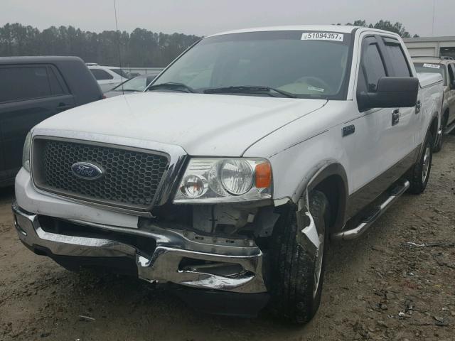 1FTPW12575FA74824 - 2005 FORD F150 SUPER WHITE photo 2