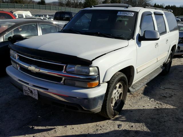 3GNEC16Z45G109225 - 2005 CHEVROLET SUBURBAN C WHITE photo 2