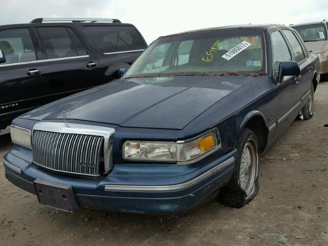 1LNLM82W3VY684774 - 1997 LINCOLN TOWN CAR S TURQUOISE photo 2