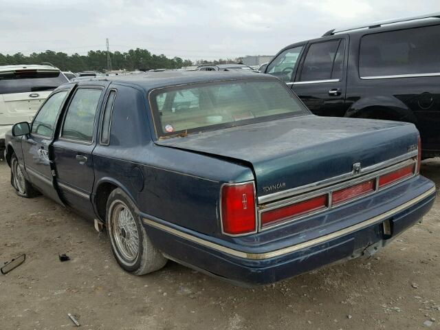 1LNLM82W3VY684774 - 1997 LINCOLN TOWN CAR S TURQUOISE photo 3