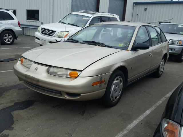 1G8ZN8277YZ241637 - 2000 SATURN SW2 GOLD photo 2