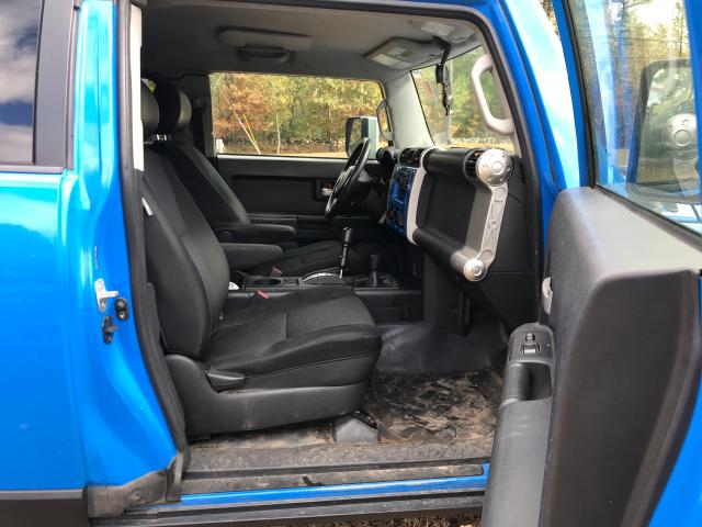 JTEBU11FX80107019 - 2008 TOYOTA FJ CRUISER BLUE photo 5