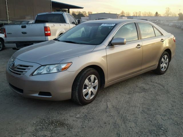 4T4BE46K89R056477 - 2009 TOYOTA CAMRY BASE GOLD photo 2