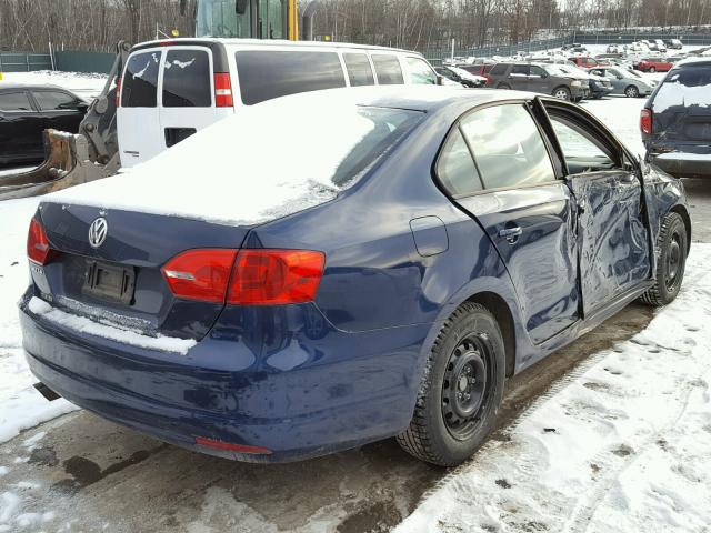 3VW2K7AJ9EM427925 - 2014 VOLKSWAGEN JETTA BASE BLUE photo 4