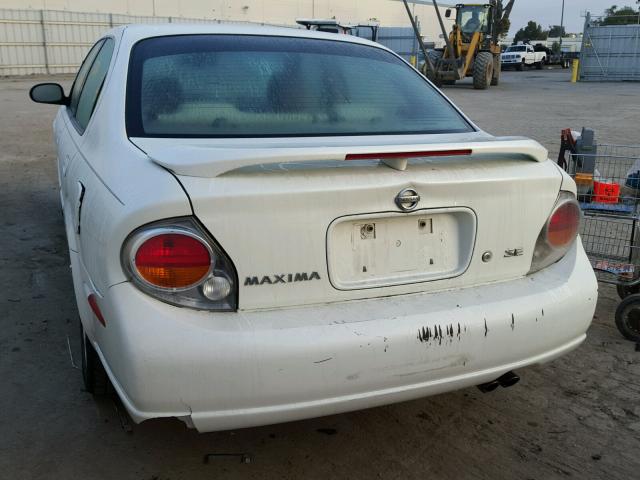 JN1DA31D63T500655 - 2003 NISSAN MAXIMA GLE WHITE photo 3