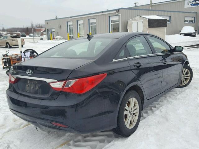 5NPEB4AC9CH334180 - 2012 HYUNDAI SONATA GLS BLACK photo 4