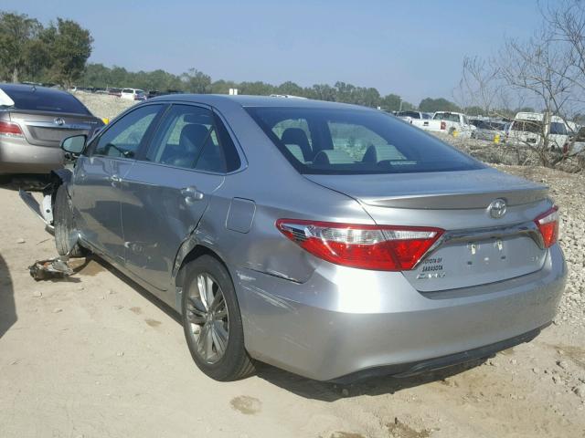 4T1BF1FK0GU598336 - 2016 TOYOTA CAMRY LE SILVER photo 3