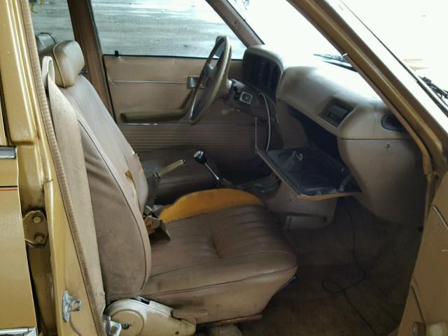 RT105060786 - 1978 TOYOTA CORONA BROWN photo 5